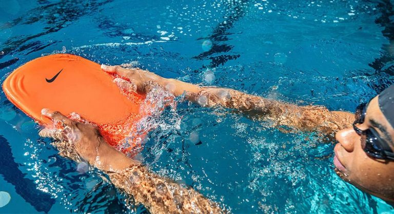 Tabla de natación