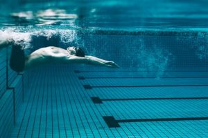 Cuantos metros hay que nadar para mejorar en natación